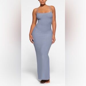 SKIMS Fits Everybody Long Slip Dress Slate Size M